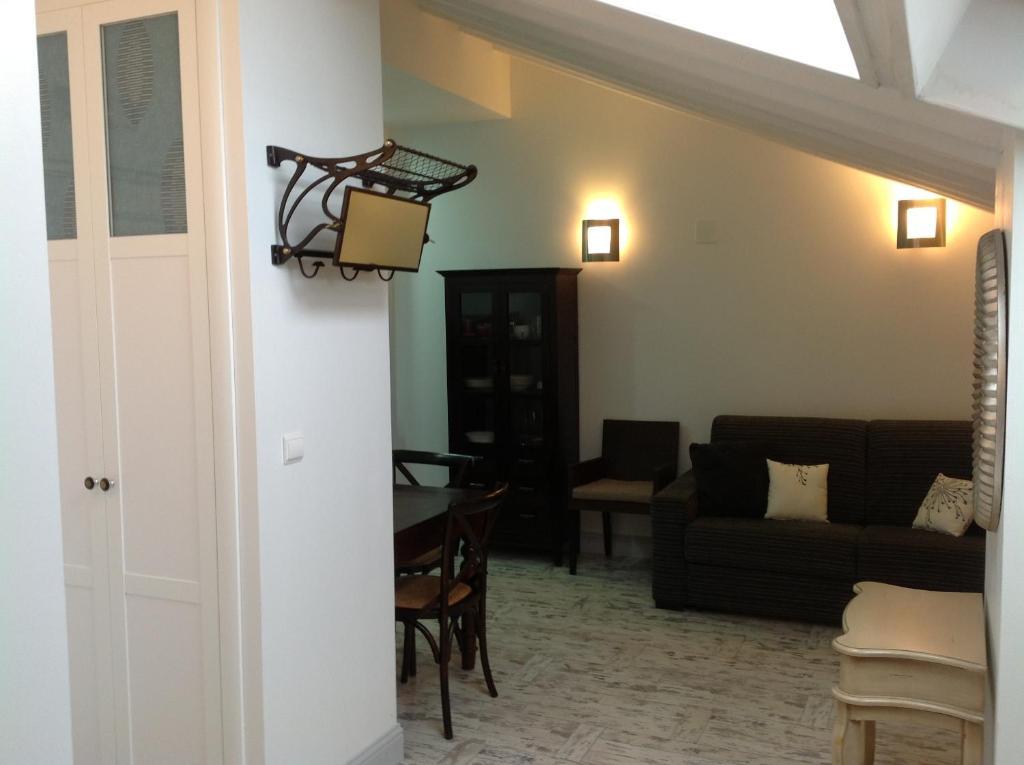 Apartamentos Rurales La Villa De Piedra Cartes Room photo